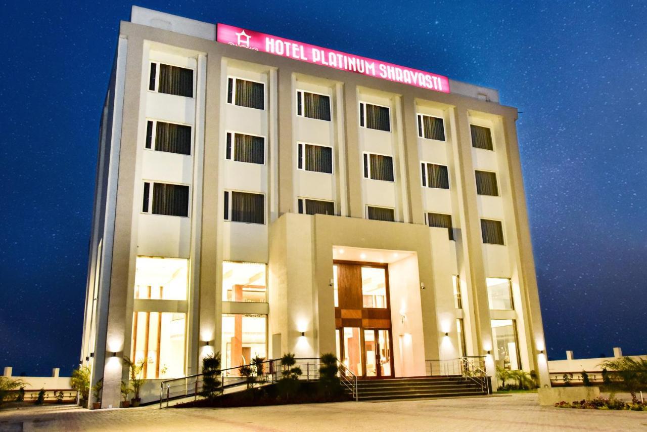 Hotel Platinum Shravasti Katra  ภายนอก รูปภาพ